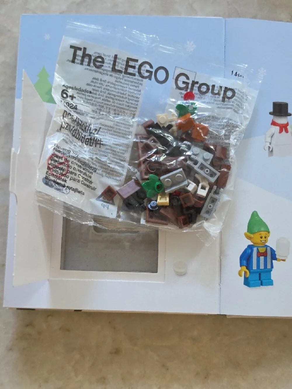 LEGO Holiday Ideas Kit Book - NEW